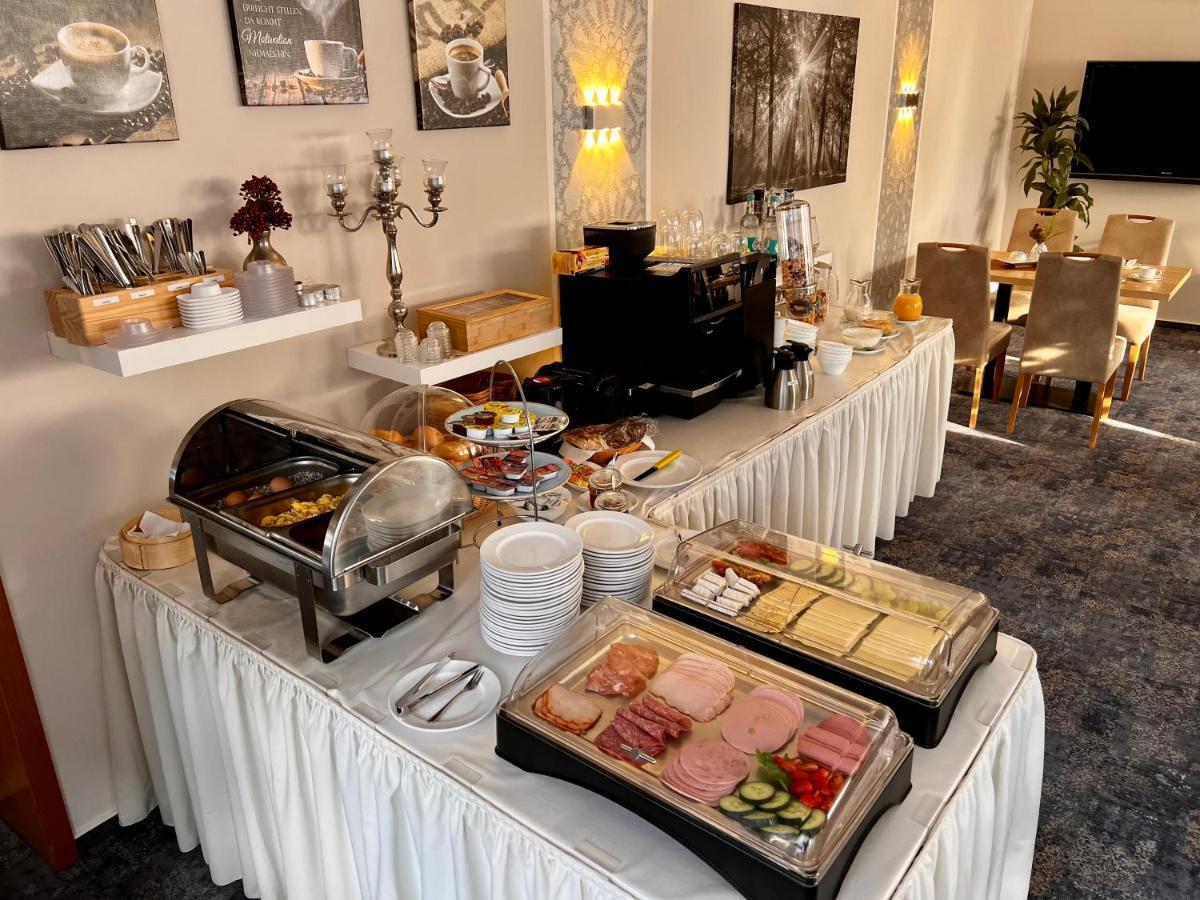 Gaestehaus Am Kurpark Hotel Garni Horn-Bad Meinberg Kültér fotó